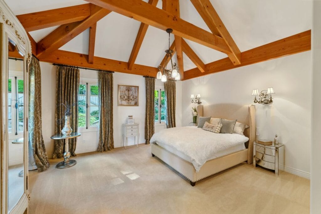 Classic loft conversion in Hertfordshire - Unsplash
